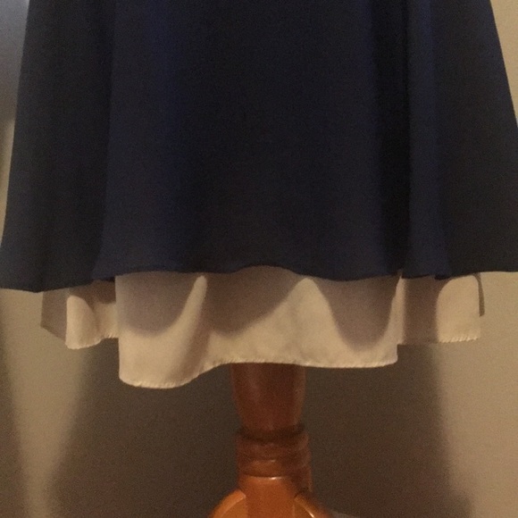 Flirty and fun retro looking dress - Picture 3 of 5